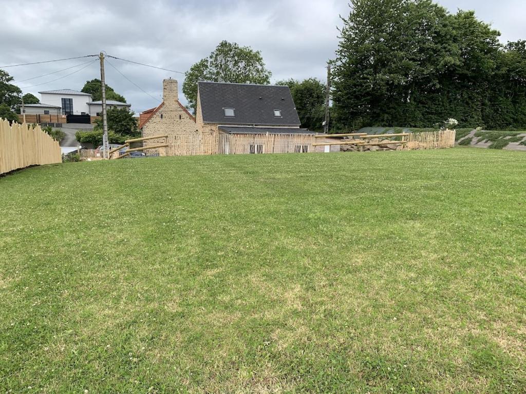 Charmante Maison De Campagne En Pierres Et Bois Sartilly-Baie-Bocage Exteriér fotografie